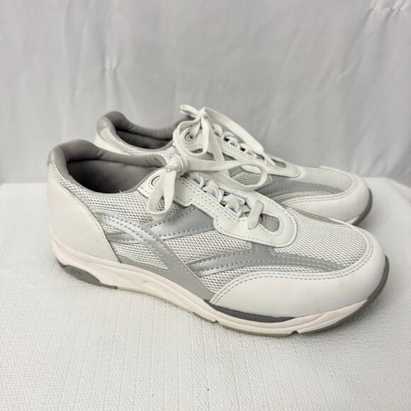 SAS Tour Shoes Womens 9.5 Wide Mesh White Lace Up Walking - Picture 1 of 8